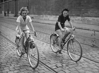 Illustration for article titled The Way We Were: Life Magazine Photos Of Women In The 1940s